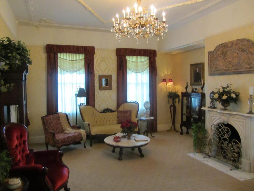 Bybee'S Historic Inn Jacksonville Extérieur photo